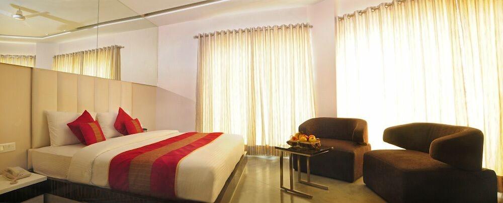 Hotel Gulnar Yeni Delhi Dış mekan fotoğraf