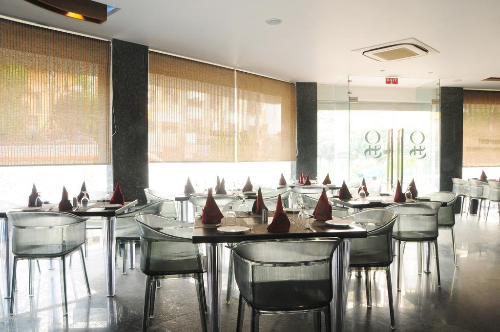 Hotel Gulnar Yeni Delhi Dış mekan fotoğraf
