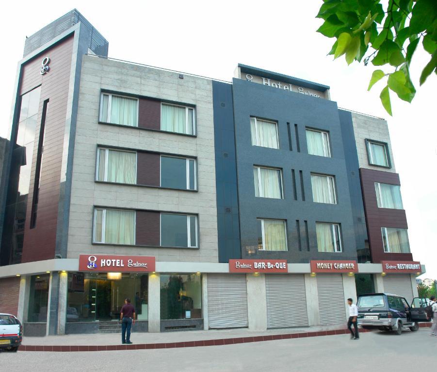 Hotel Gulnar Yeni Delhi Oda fotoğraf