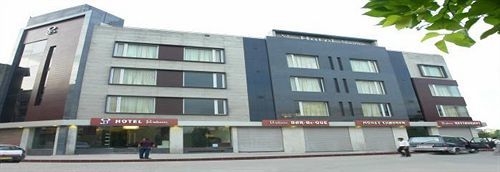 Hotel Gulnar Yeni Delhi Dış mekan fotoğraf